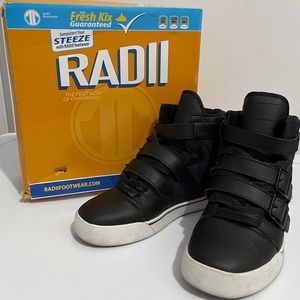 Radii Straight Jacket Blk/Lthr Sneakers Kids 3.5